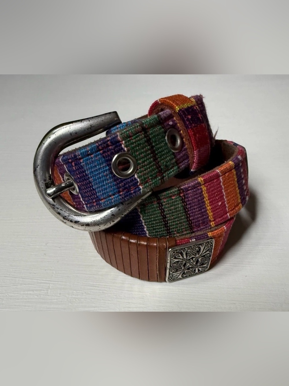 VINTAGE FOSSIL Leather Belt Concho Colorful Tapestry Braided Brown MEDIUM